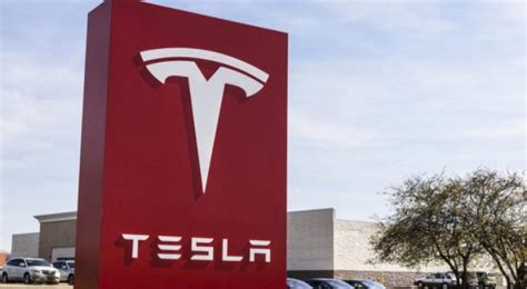 T­e­s­l­a­ ­ü­r­e­t­i­m­i­n­i­ ­a­r­t­ı­r­m­a­y­a­ ­d­e­v­a­m­ ­e­d­i­y­o­r­
